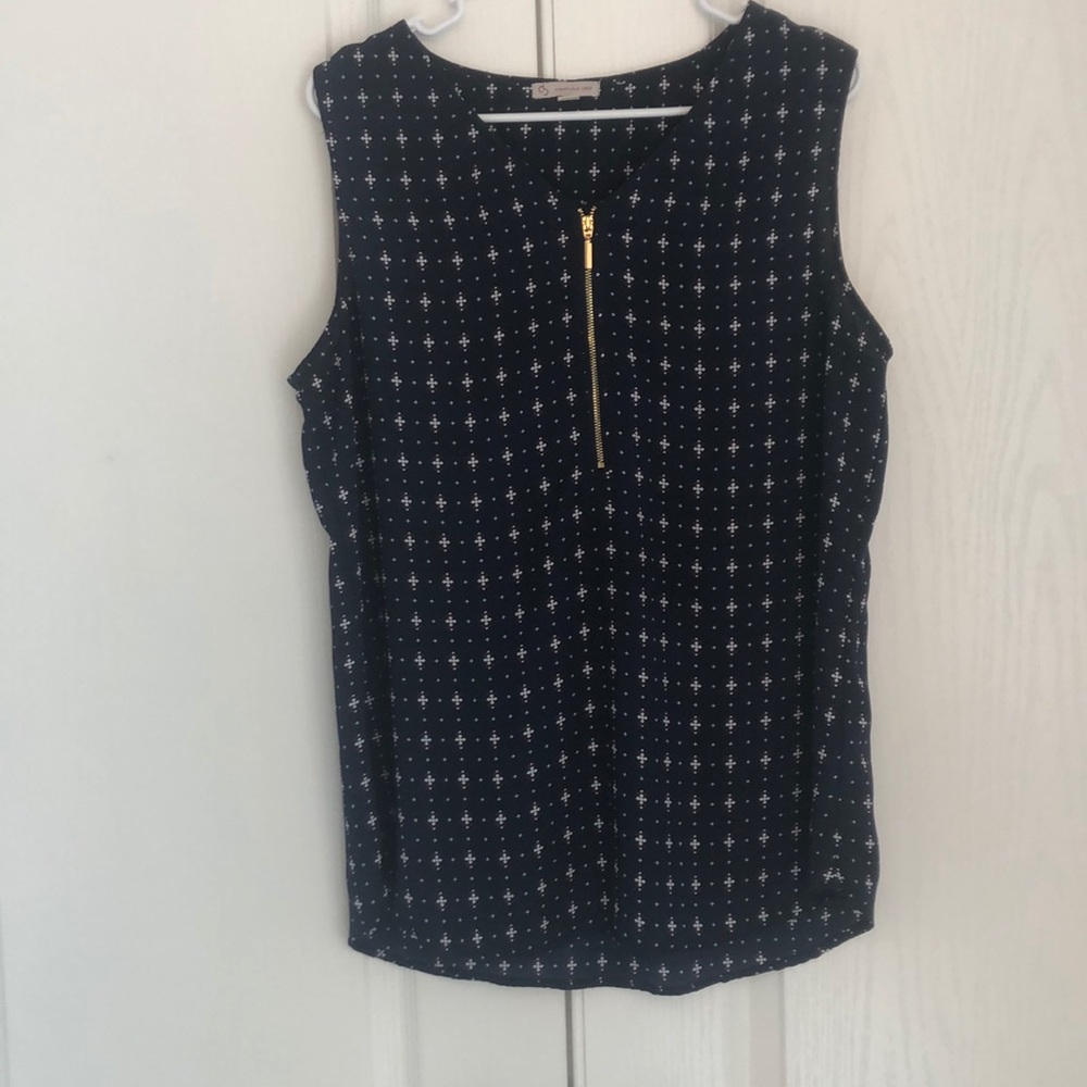 CB established 1962 red white and blue blouse L